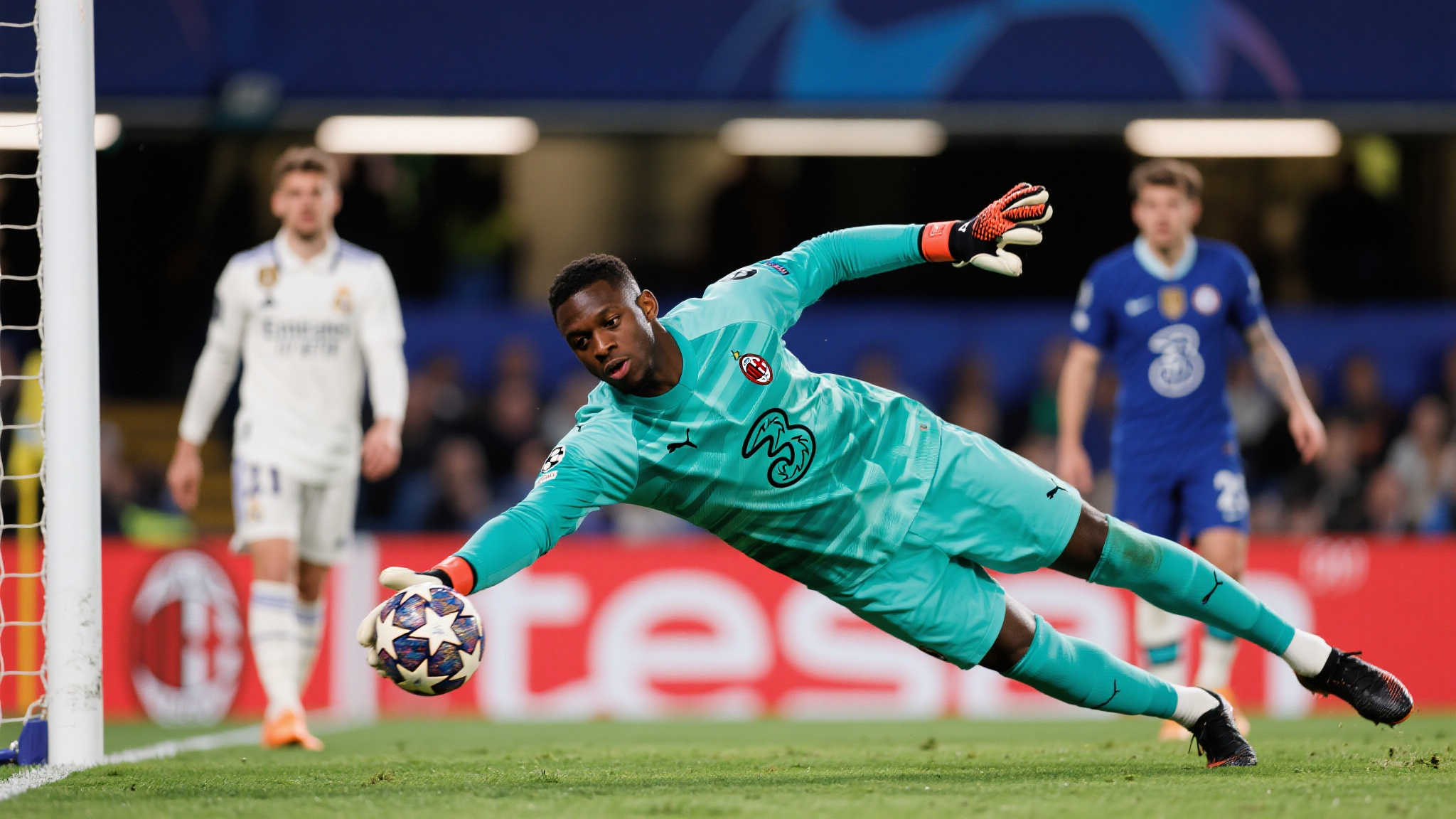 罗马诺:切尔西无意今夏转会窗重新追求迈尼昂 作为英超豪门球队之一,切尔西近年来在各个位置持续加